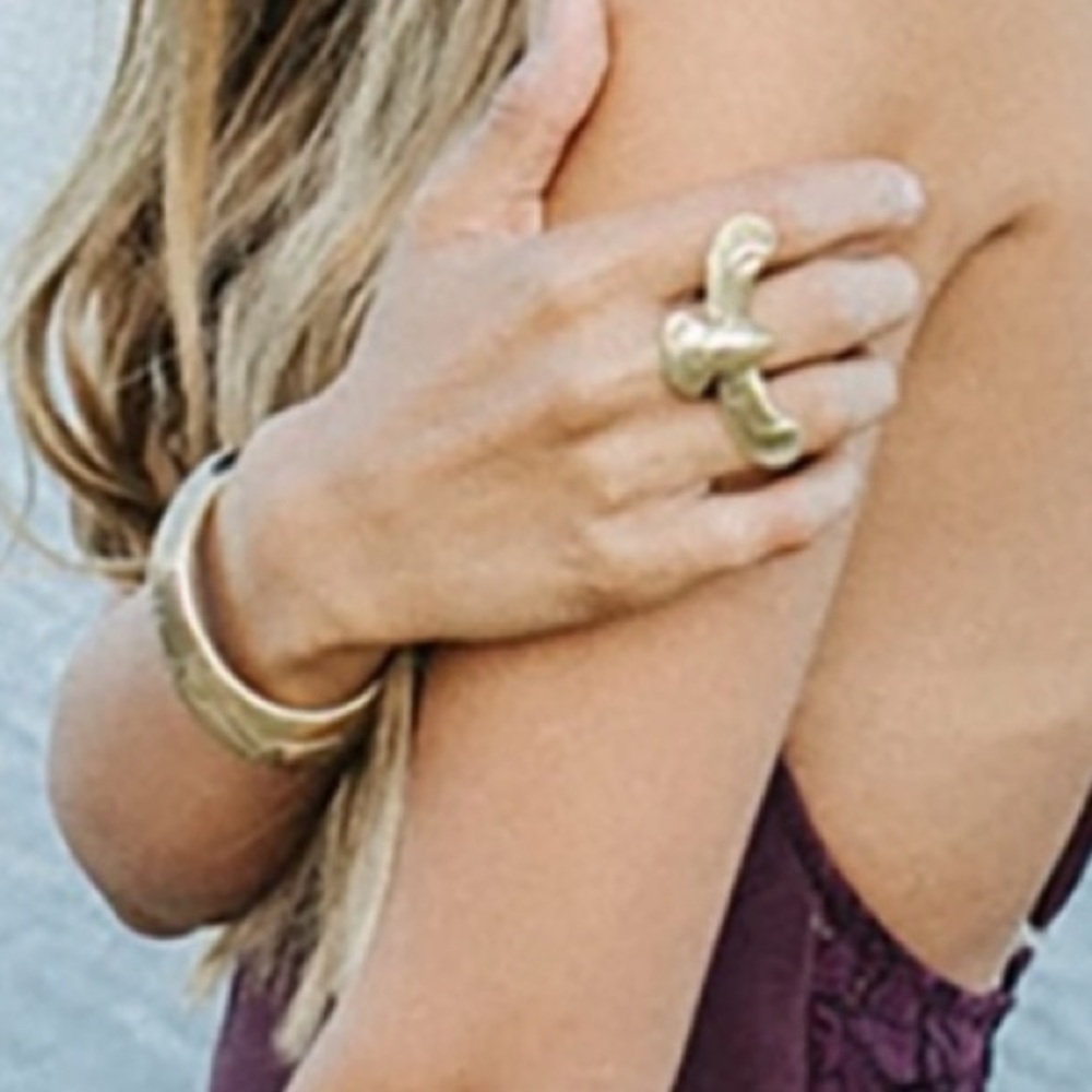🔥HUGE DEAL🔥✨BRAND NEW✨ Turquoise & Tobacco Fleetwood Ring Color Gold Vermiel
